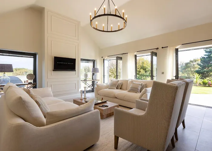 Sandfield House * וויטבי