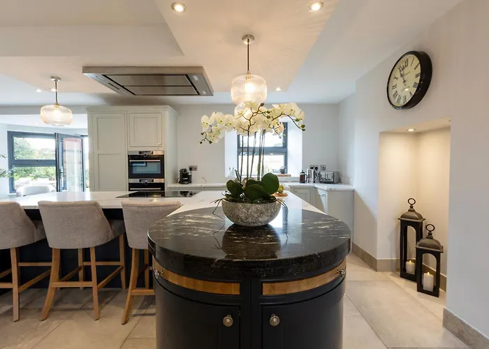 Sandfield House בית נופש וויטבי