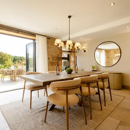 Sandfield House 펜션 휫비