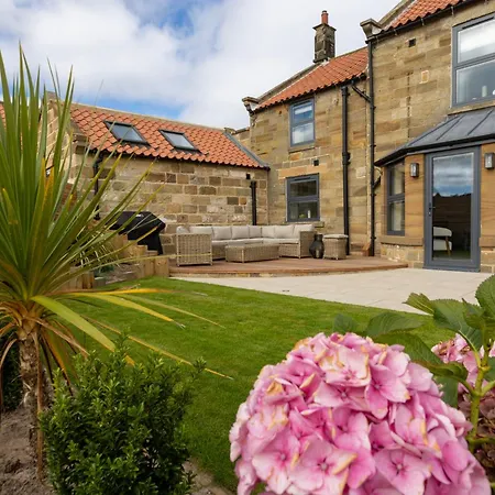 Sandfield House Whitby