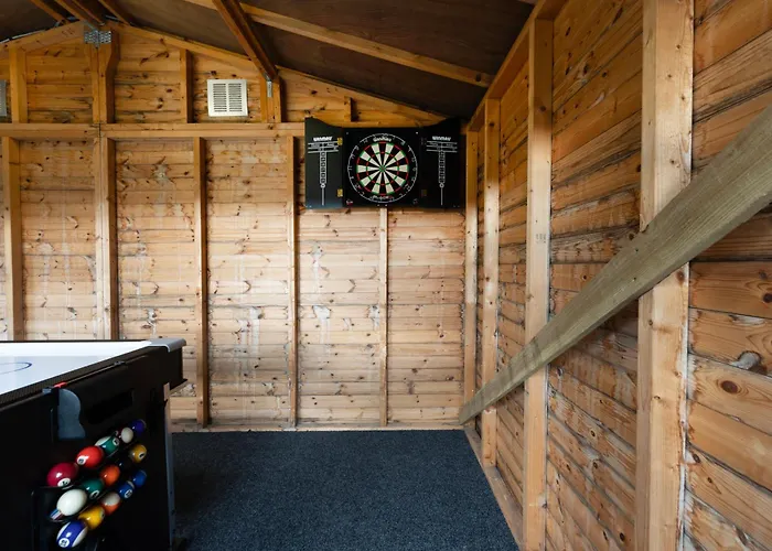 Sandfield House 펜션 휫비